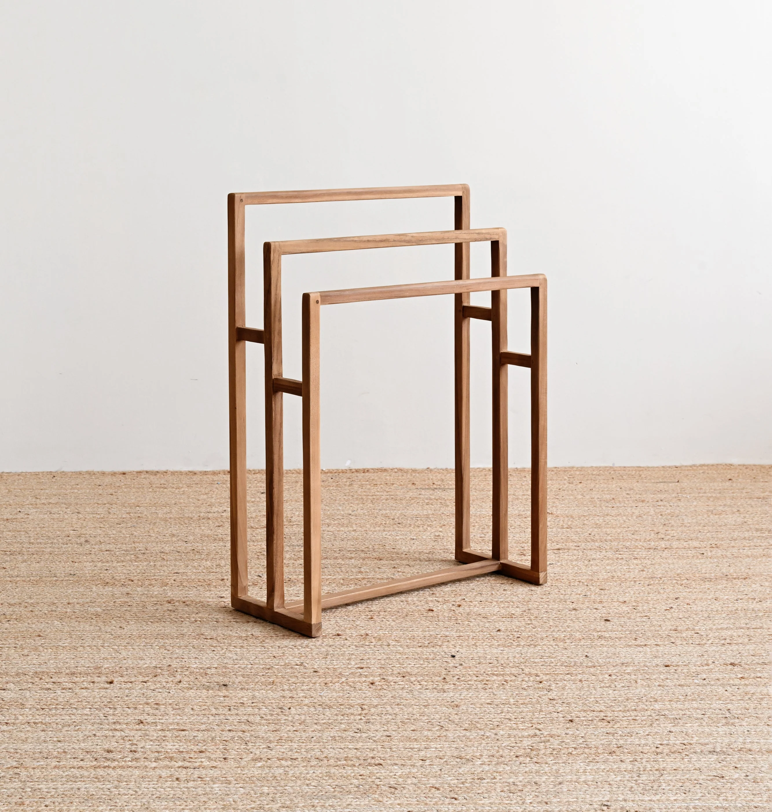 Amalfi Three Tier Towel Hanger - Image 4