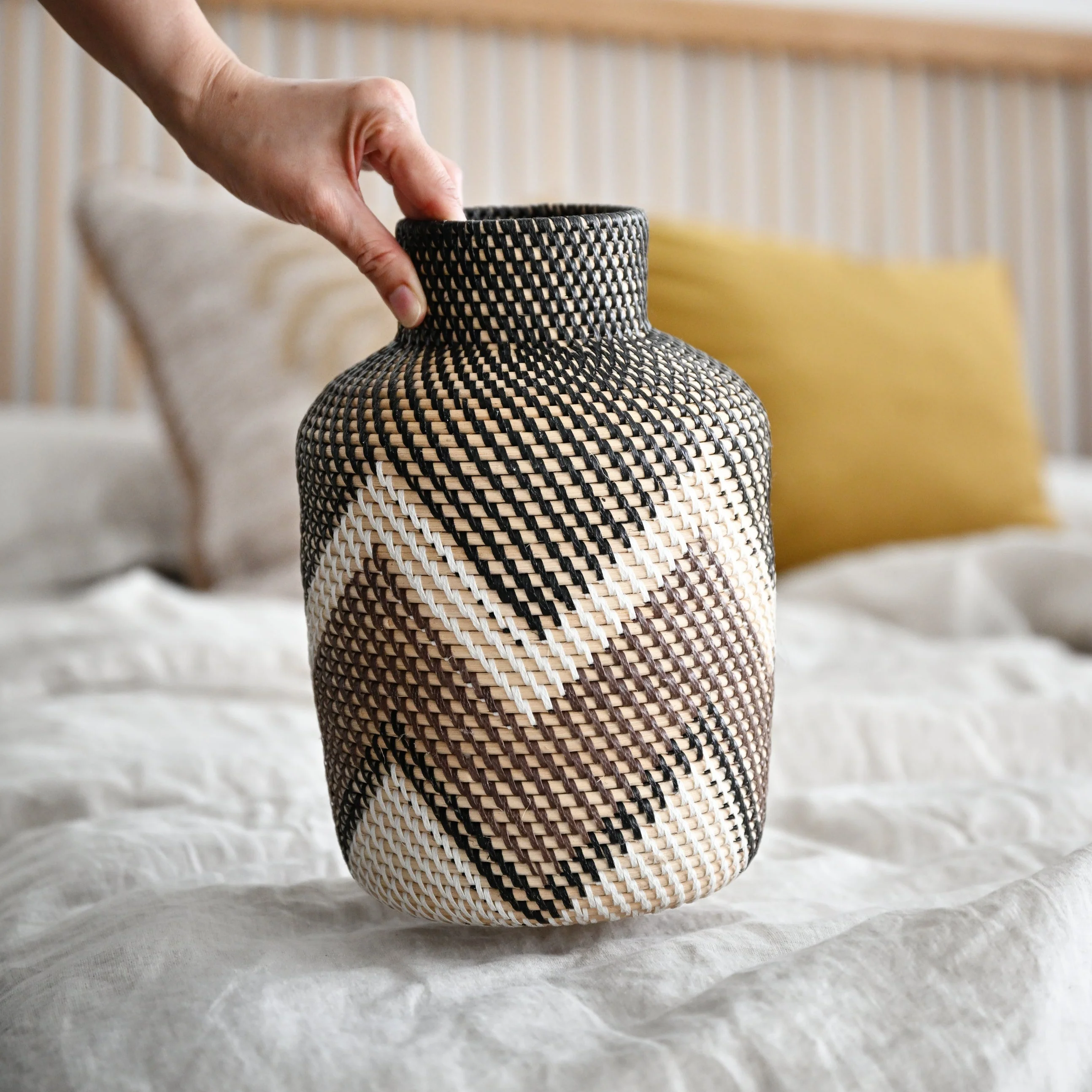 Aztec Rattan Vase - Image 7