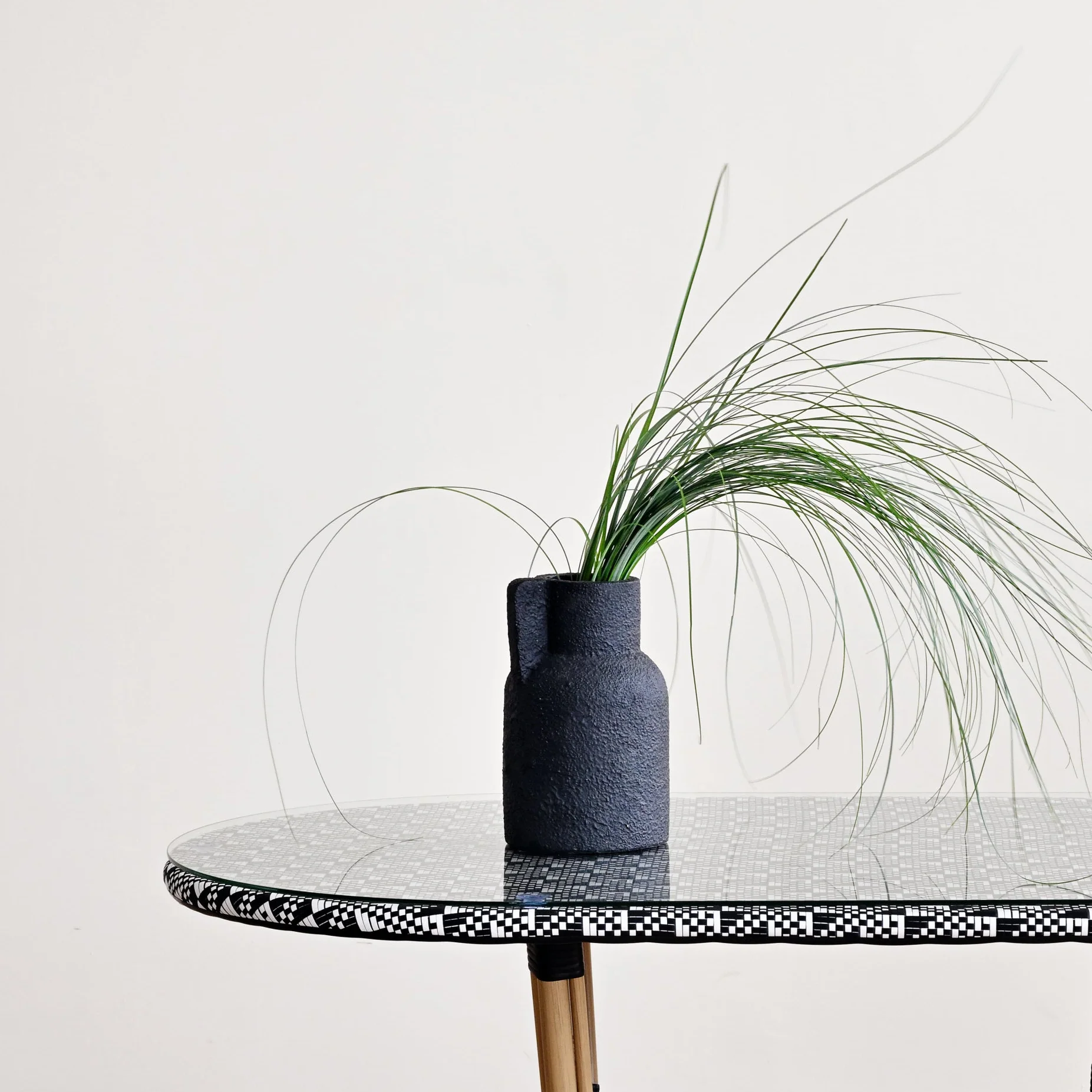 Black Dionysus Vase - Image 3