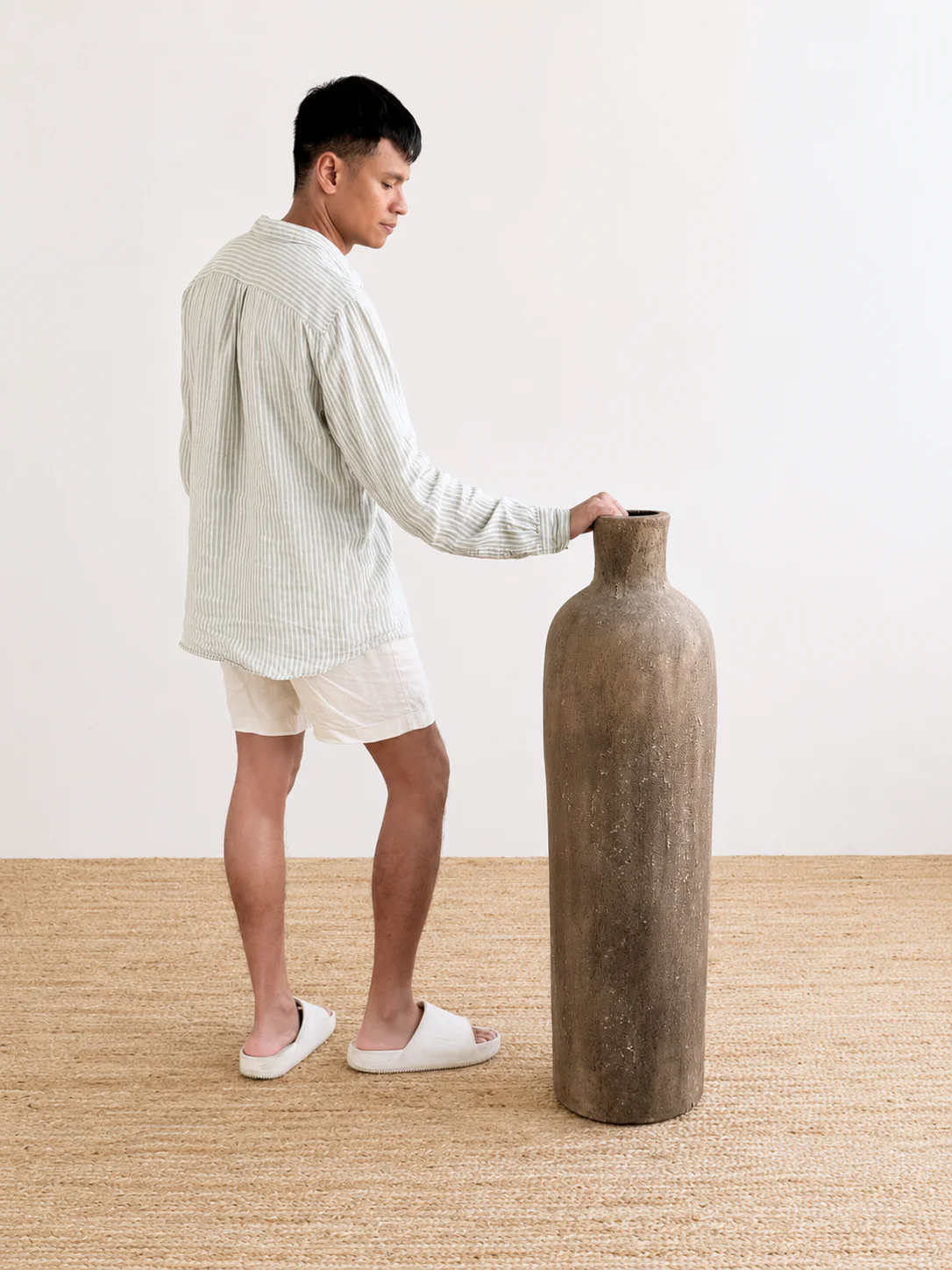 Burai Terracotta Vase - Image 6