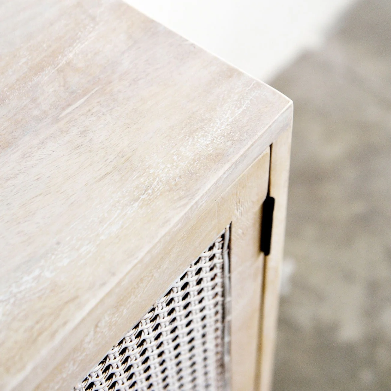 Gili 4 Door Sideboard - White Wash - Image 7