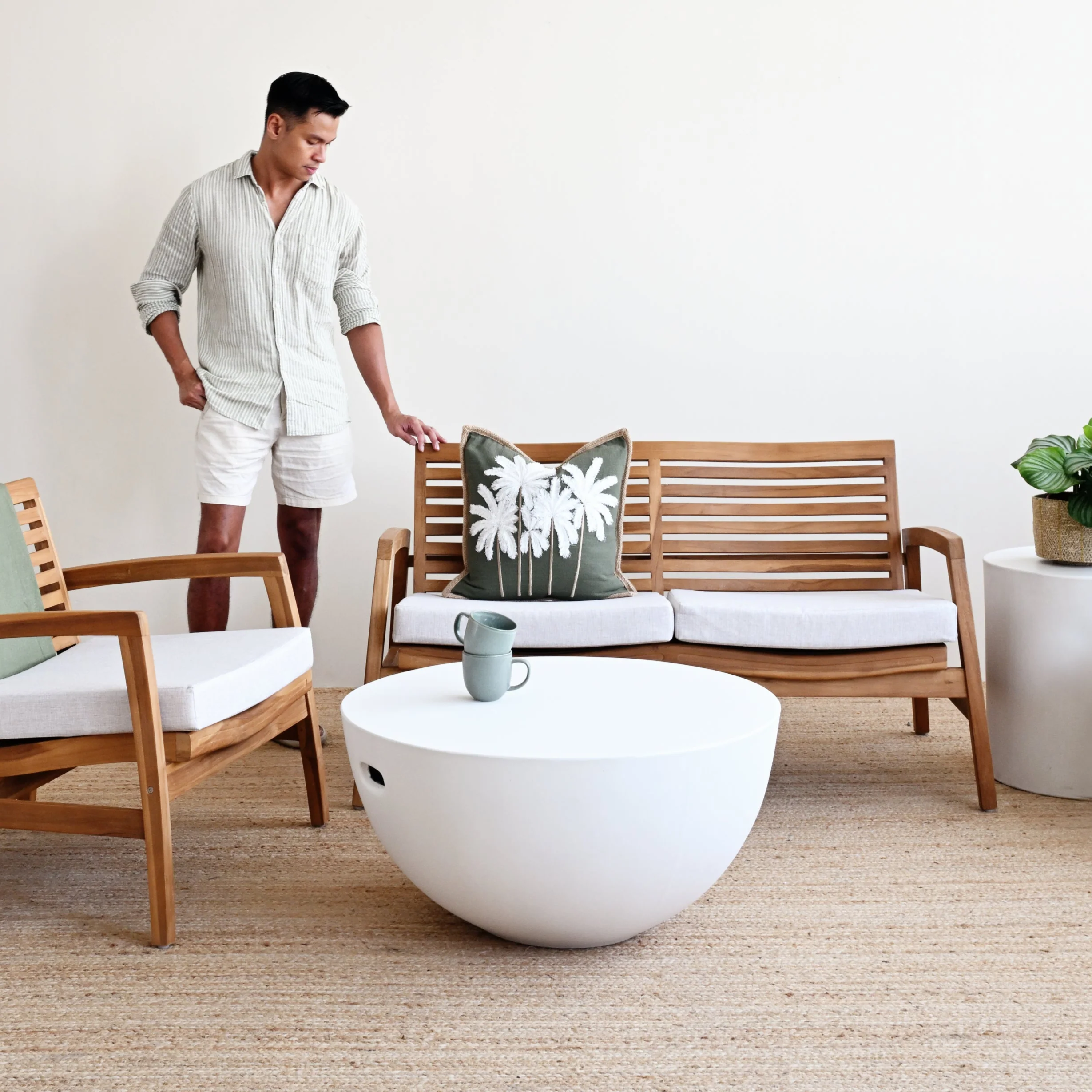 Hemisphere Concrete Coffee Table - White - Image 3