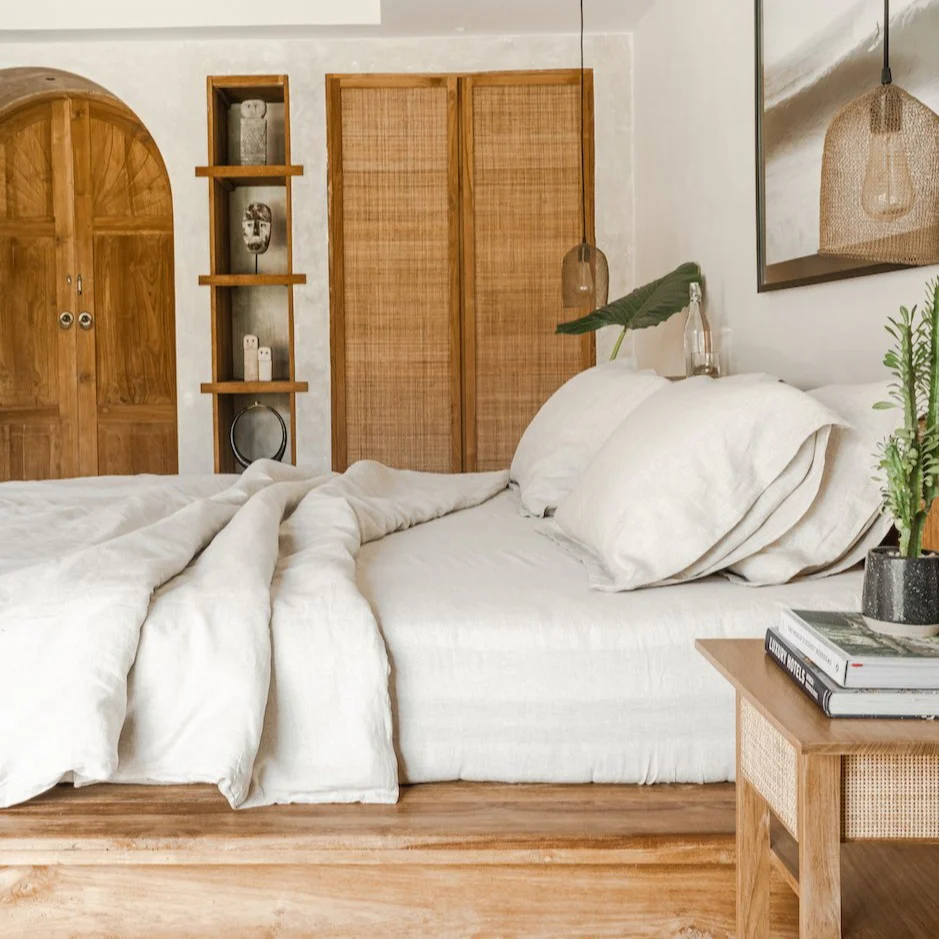 Heveya Linen Fitted Sheet Set - Queen - Image 2