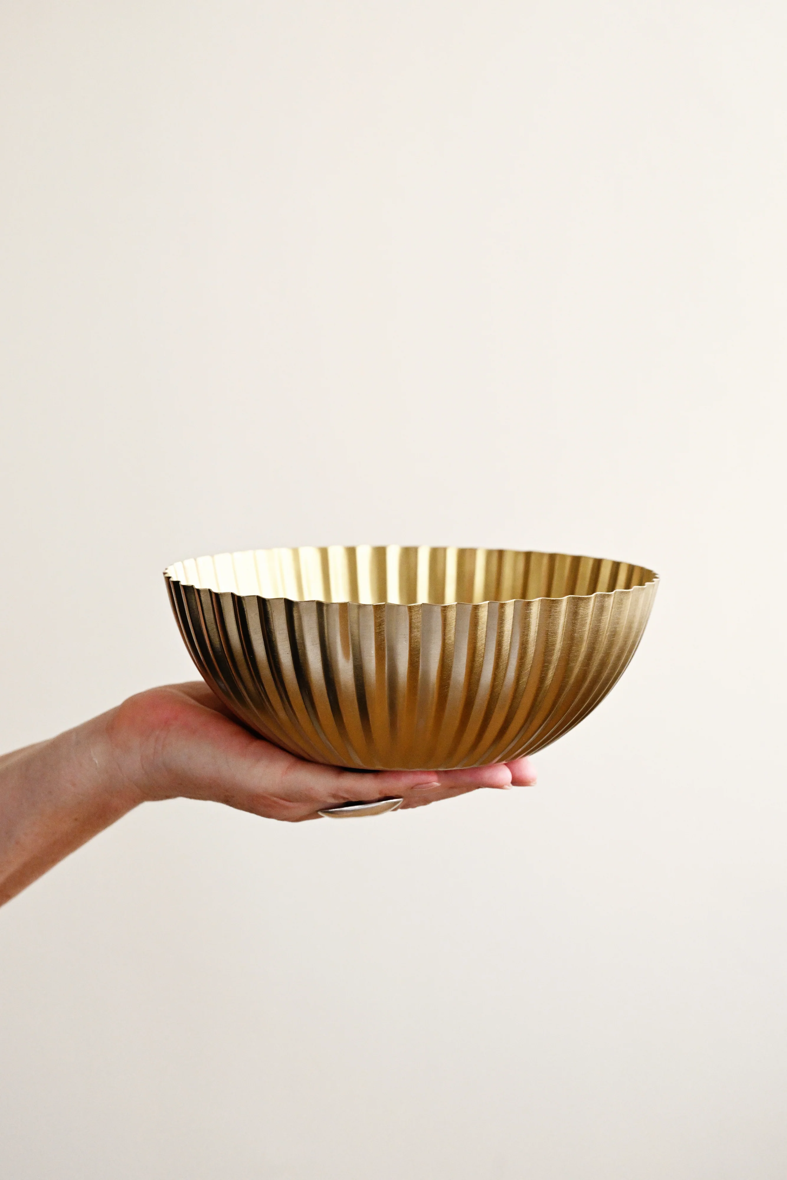 Ingot Fluted Bowl 22cm - Gold - Image 2