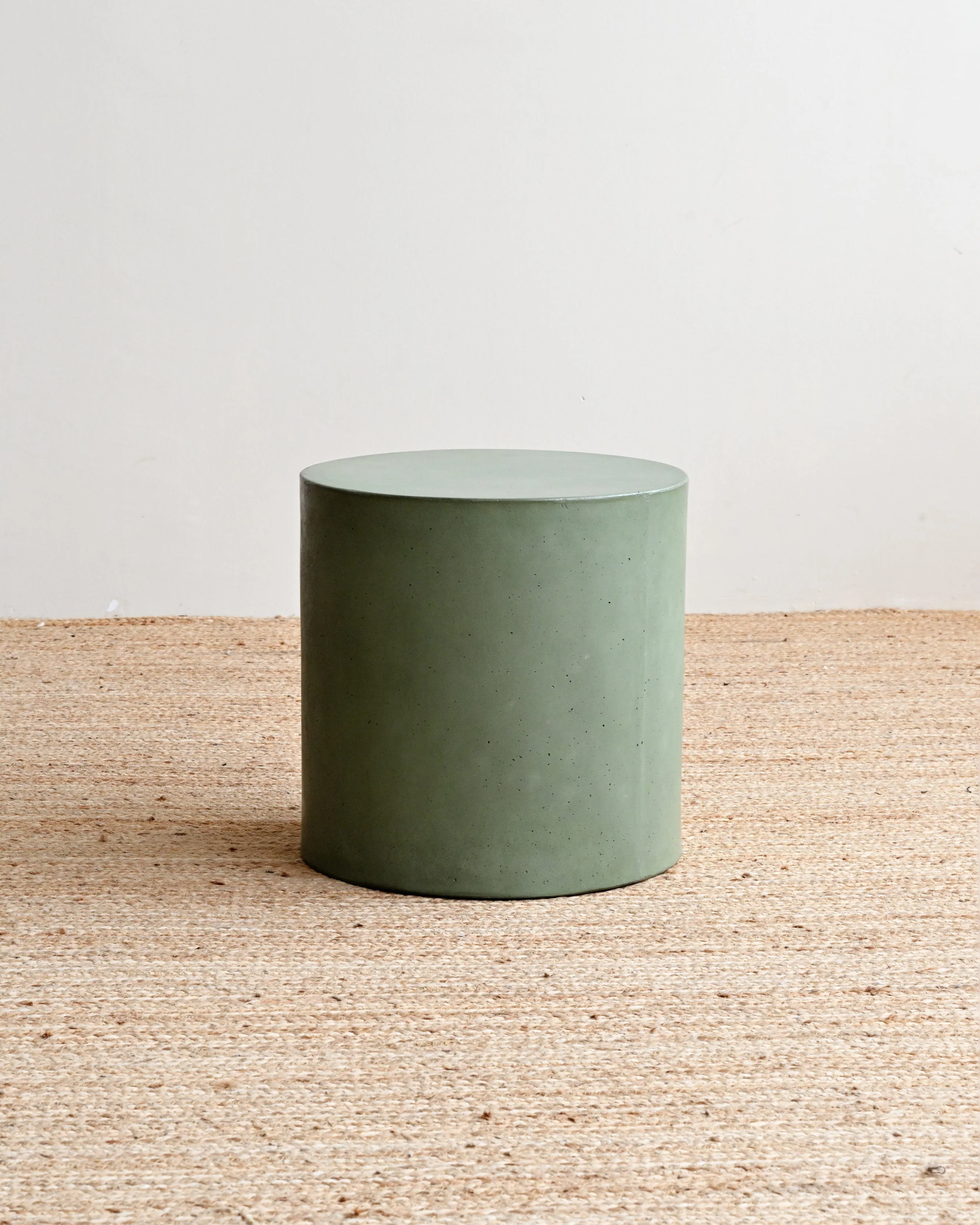 Ito Concrete Side Table - Olive Green - Image 5
