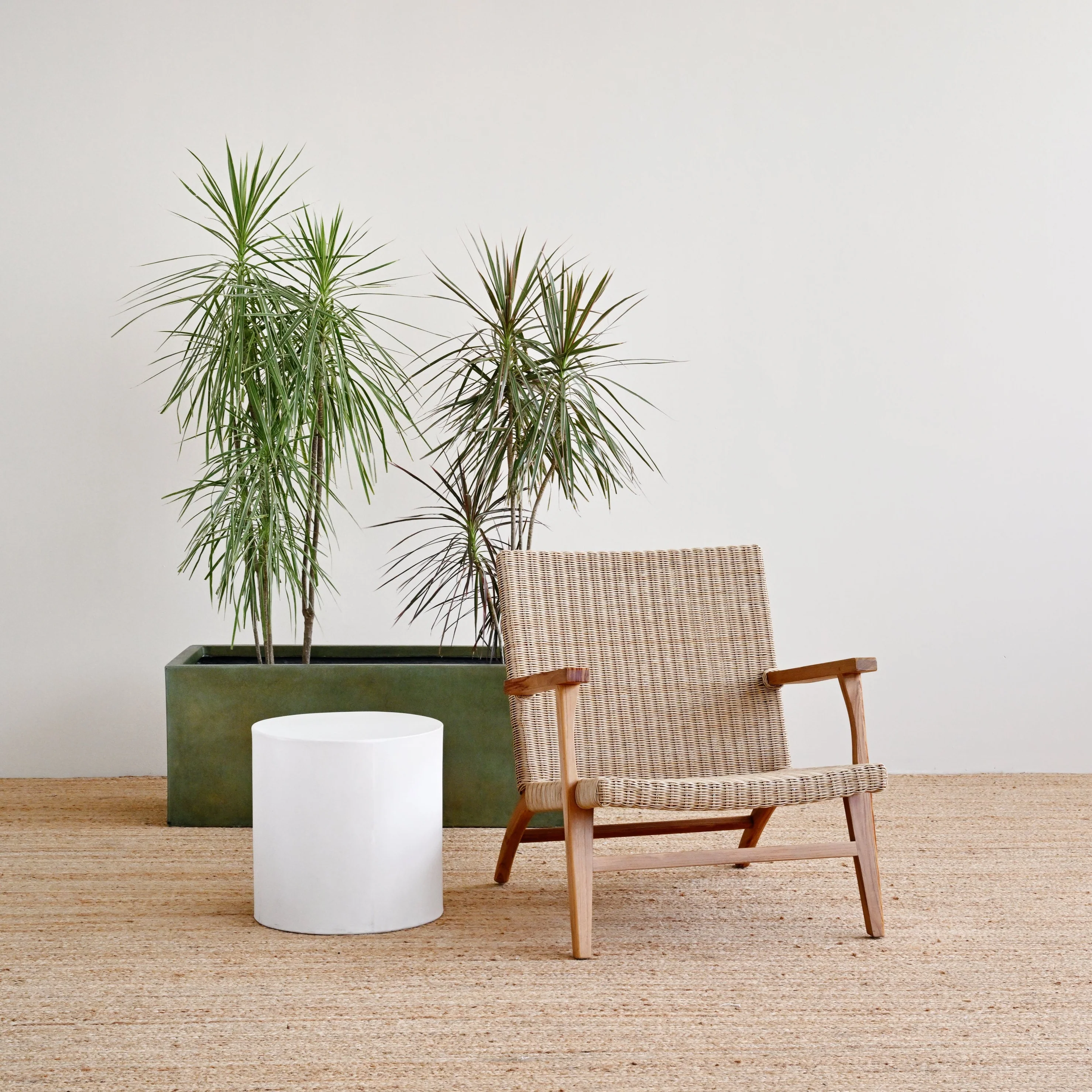 Ito Concrete Side Table - White - Image 12