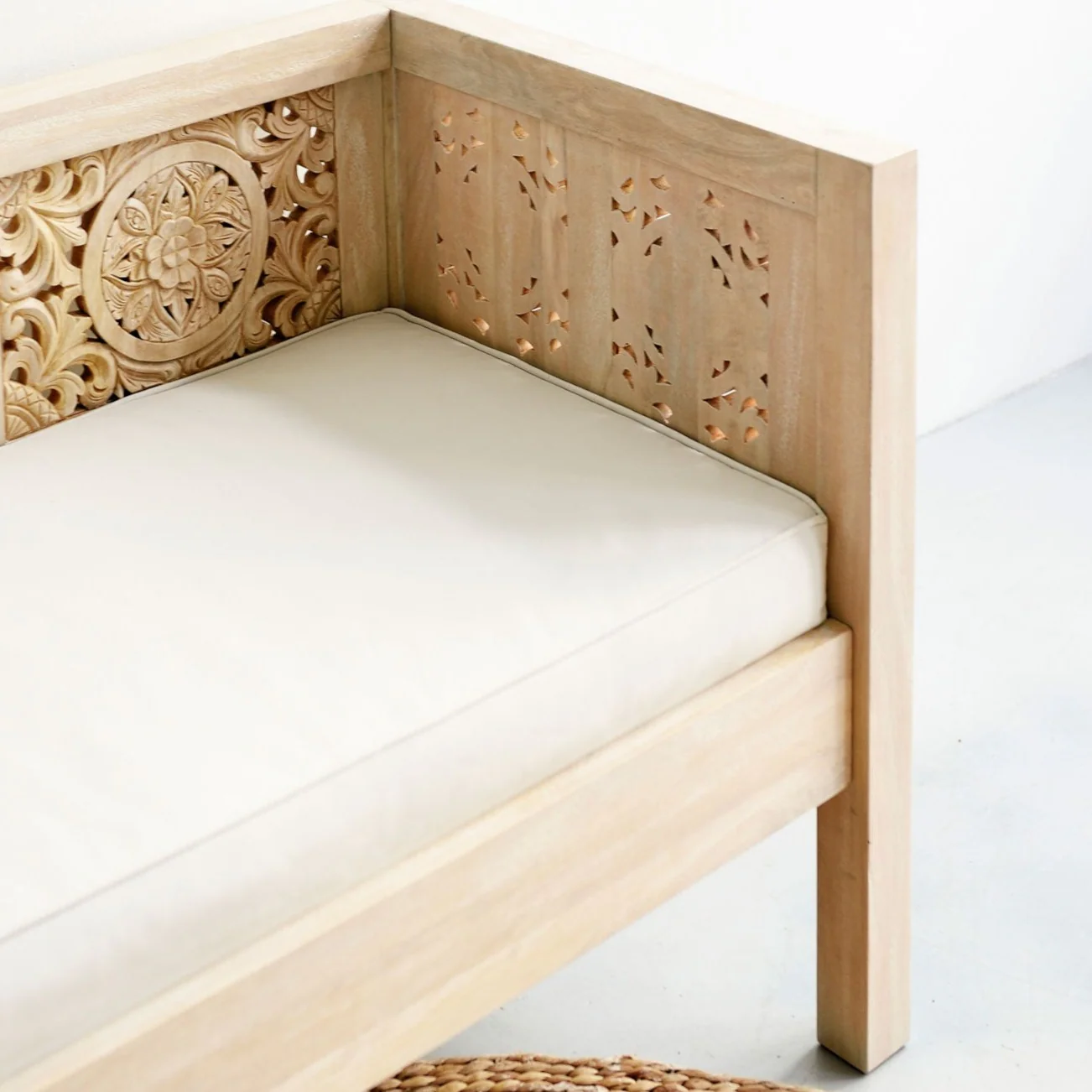 Kuno Carved Daybed - Image 8