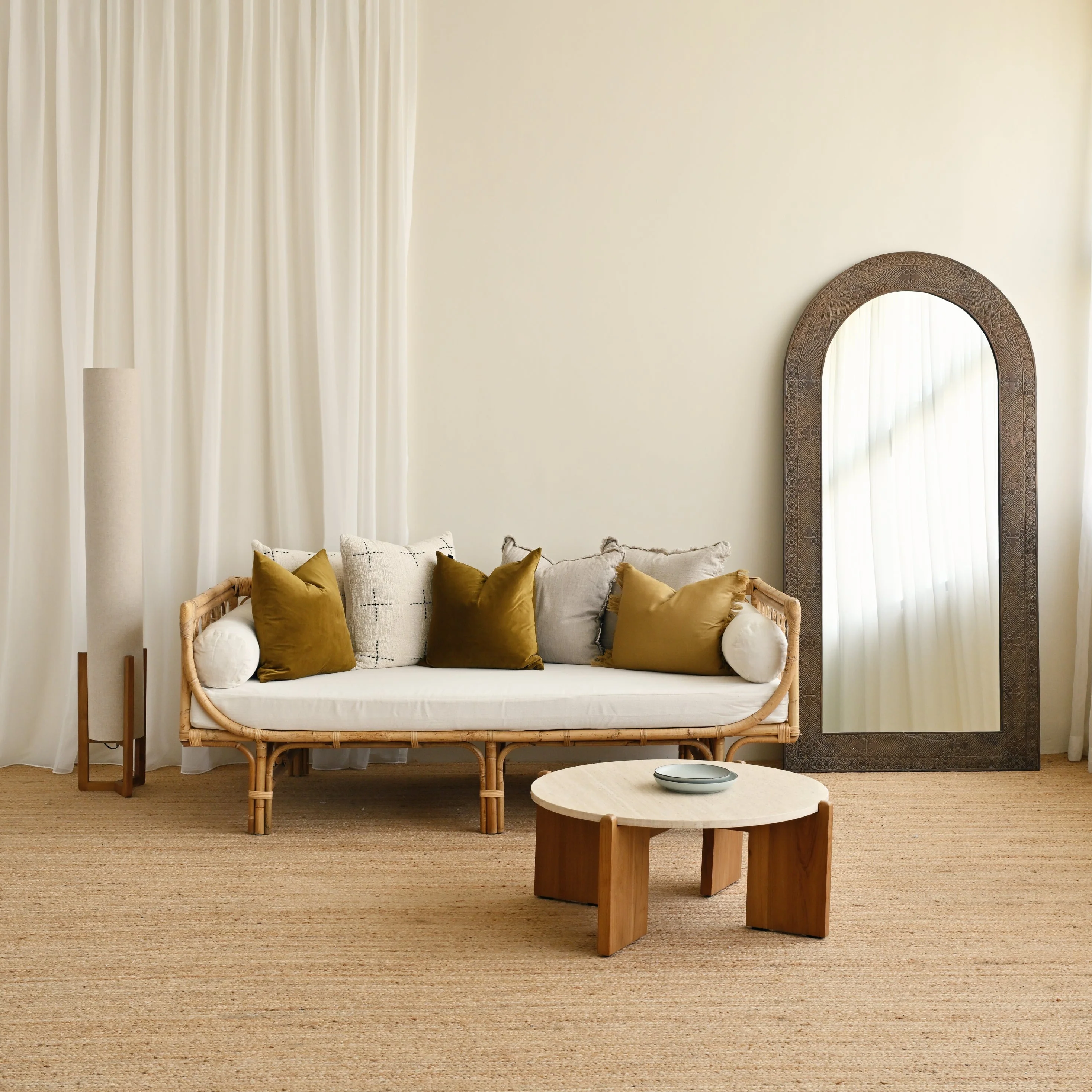 Large Aliki Daybed - Image 3