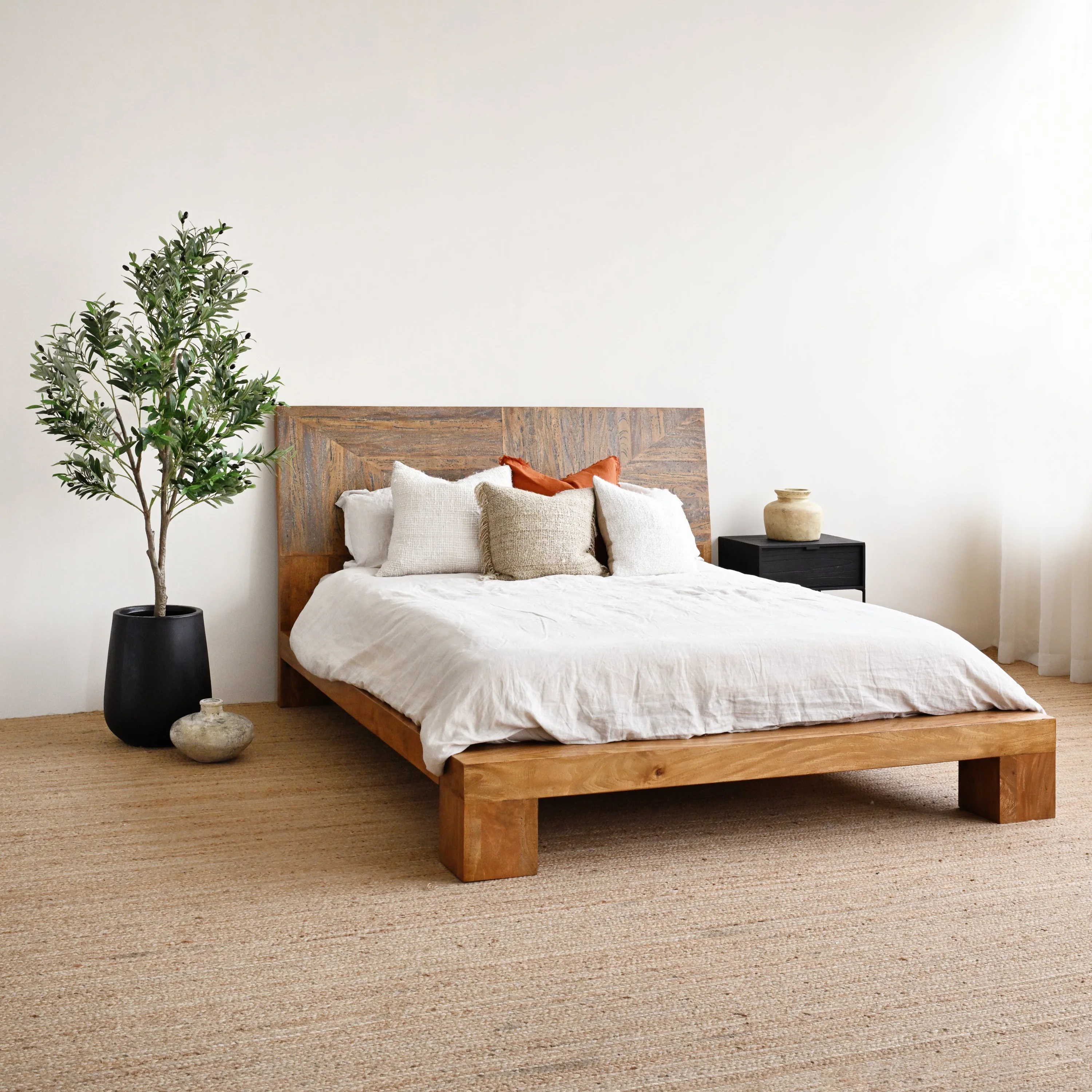 Madura Bed - Midnight Indigo - Image 13