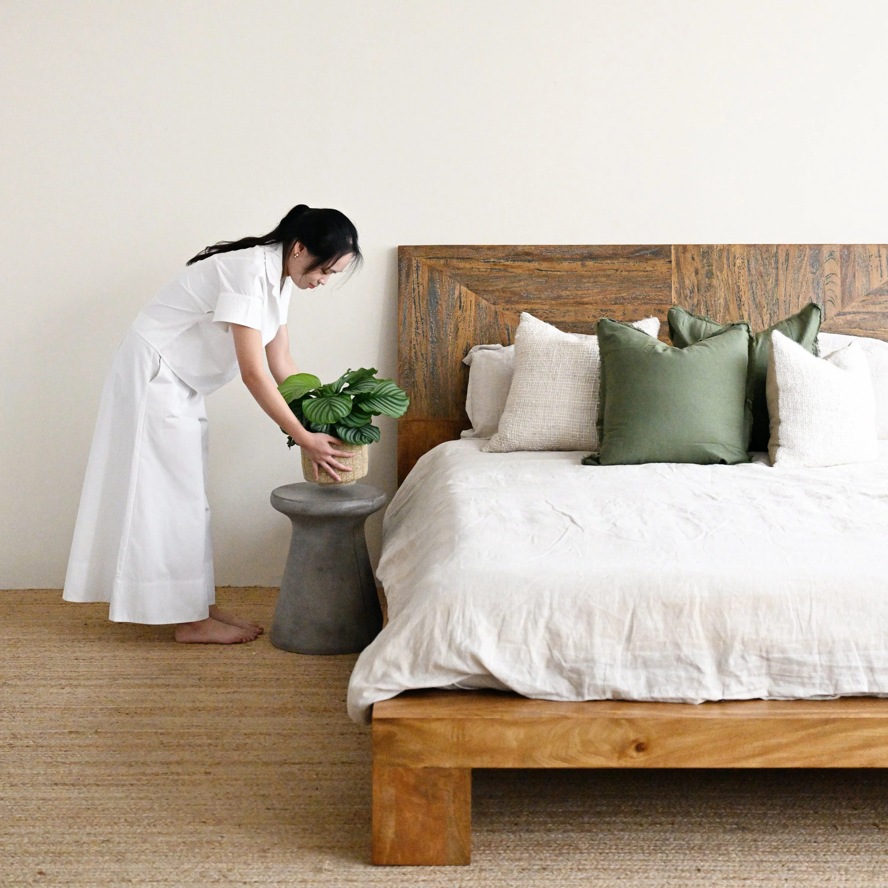 Madura Bed - Midnight Indigo - Image 4
