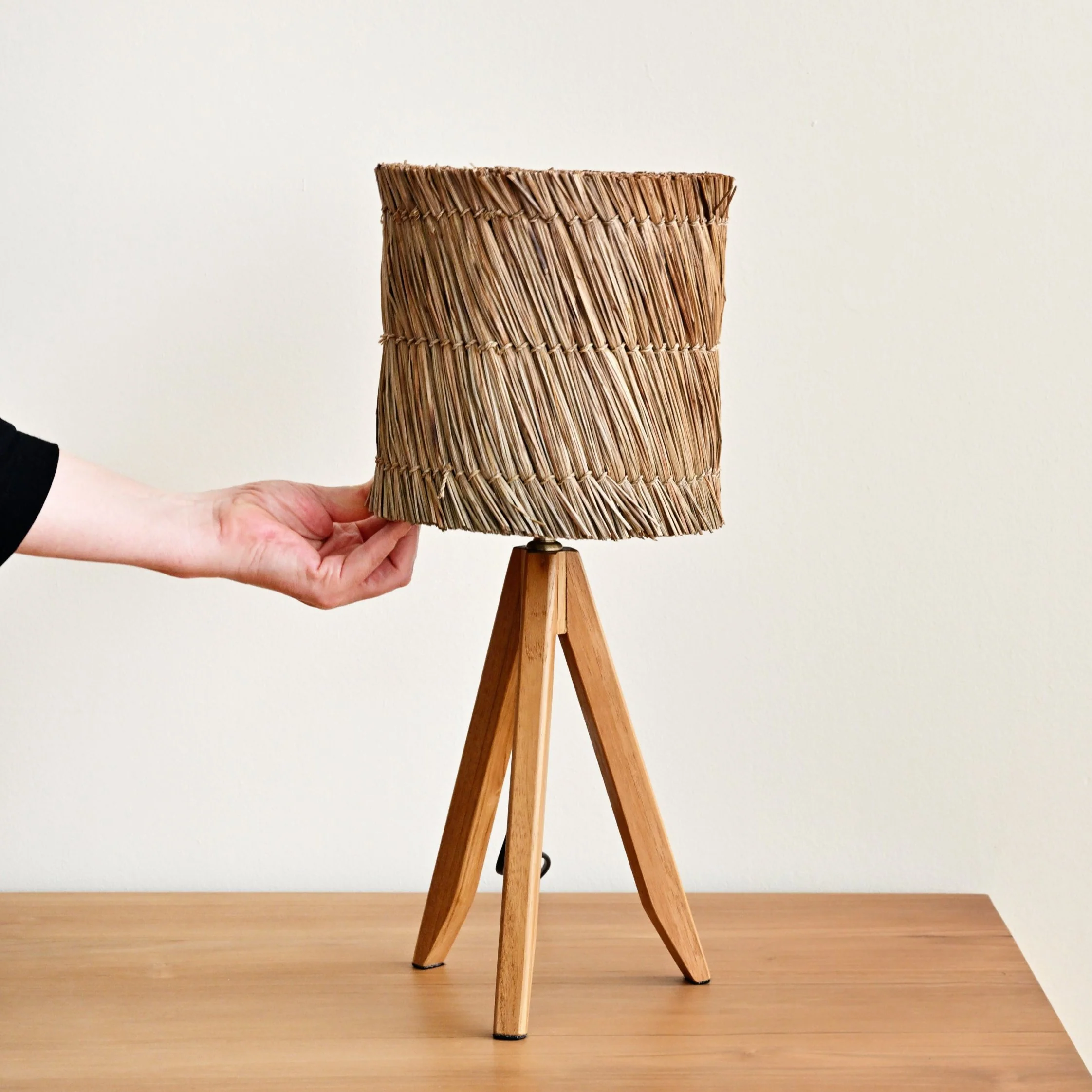 Mini Toothpick Table Lamp - Natural - Image 3