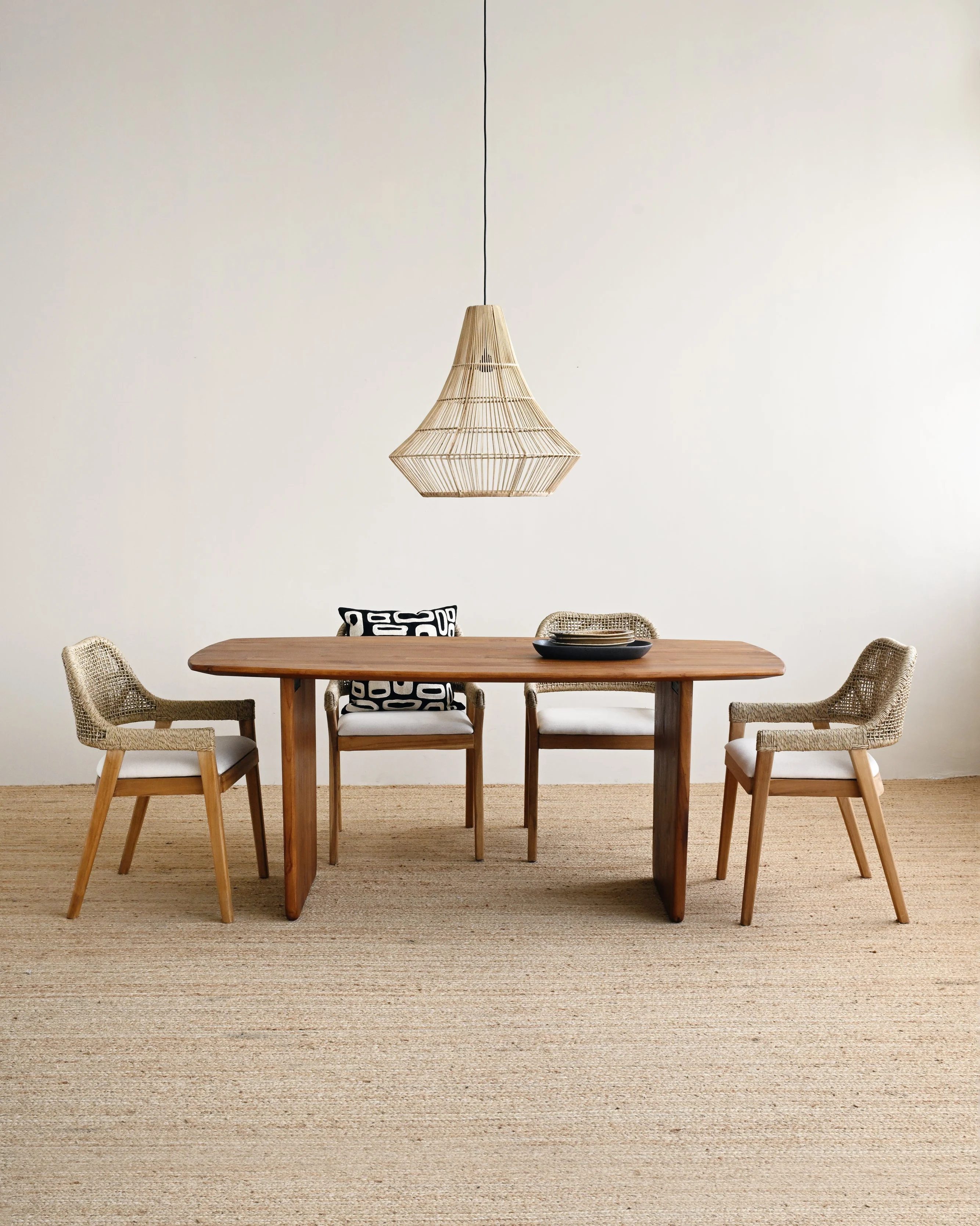 Molly Dining Table in Natural - Image 5