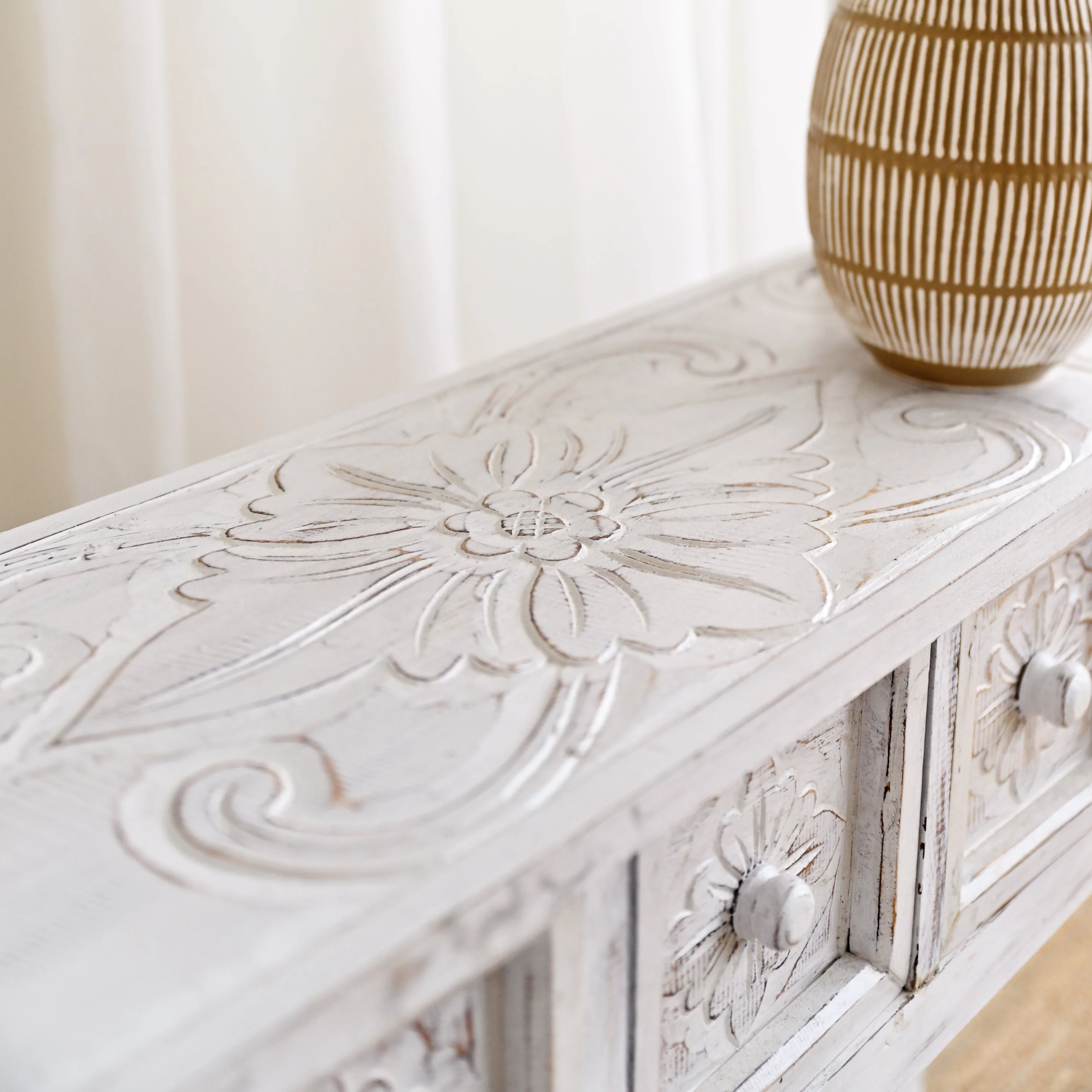 Moroccan Console - Image 10