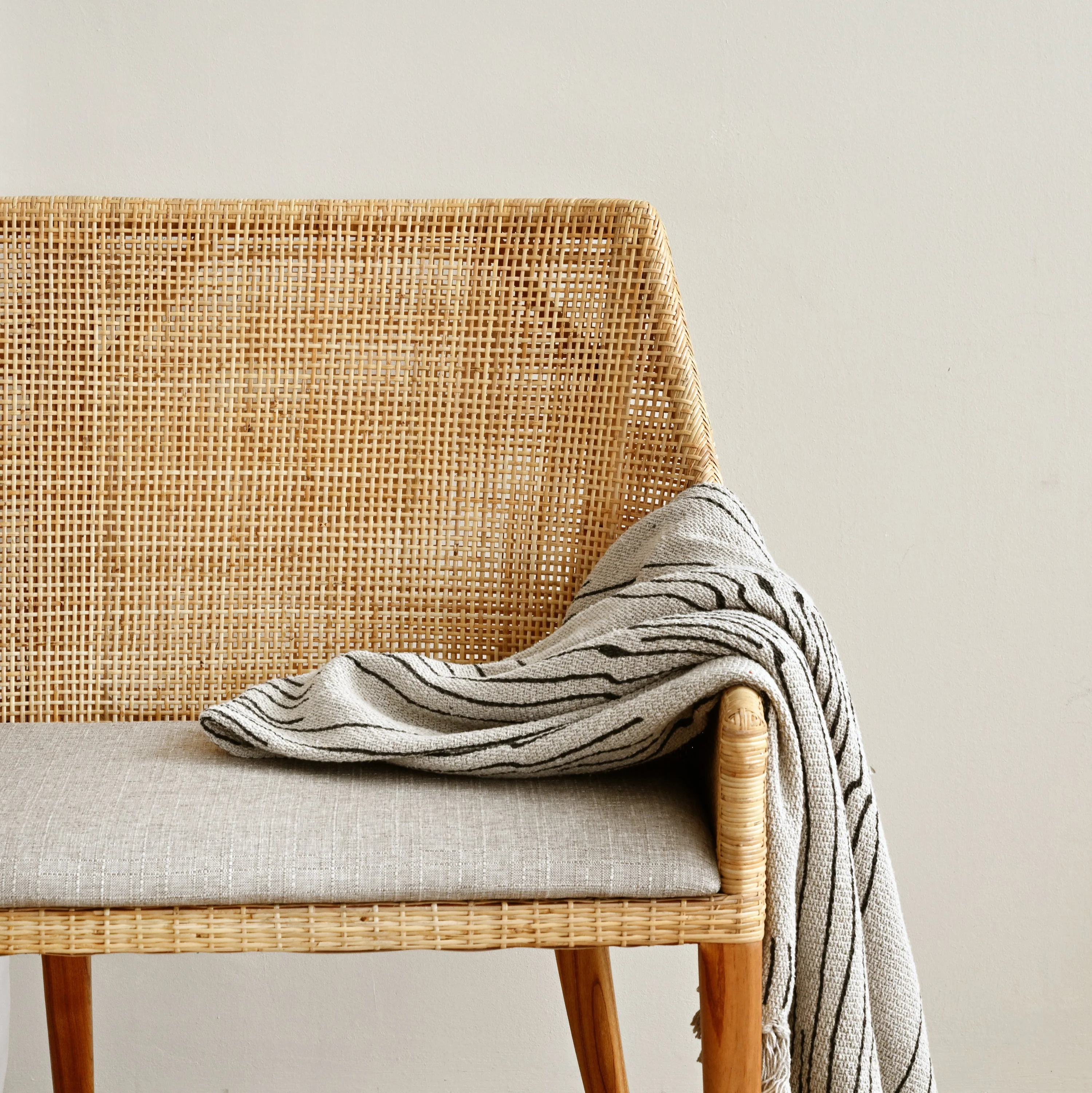 Nashville 2 Seater - Natural - Image 4