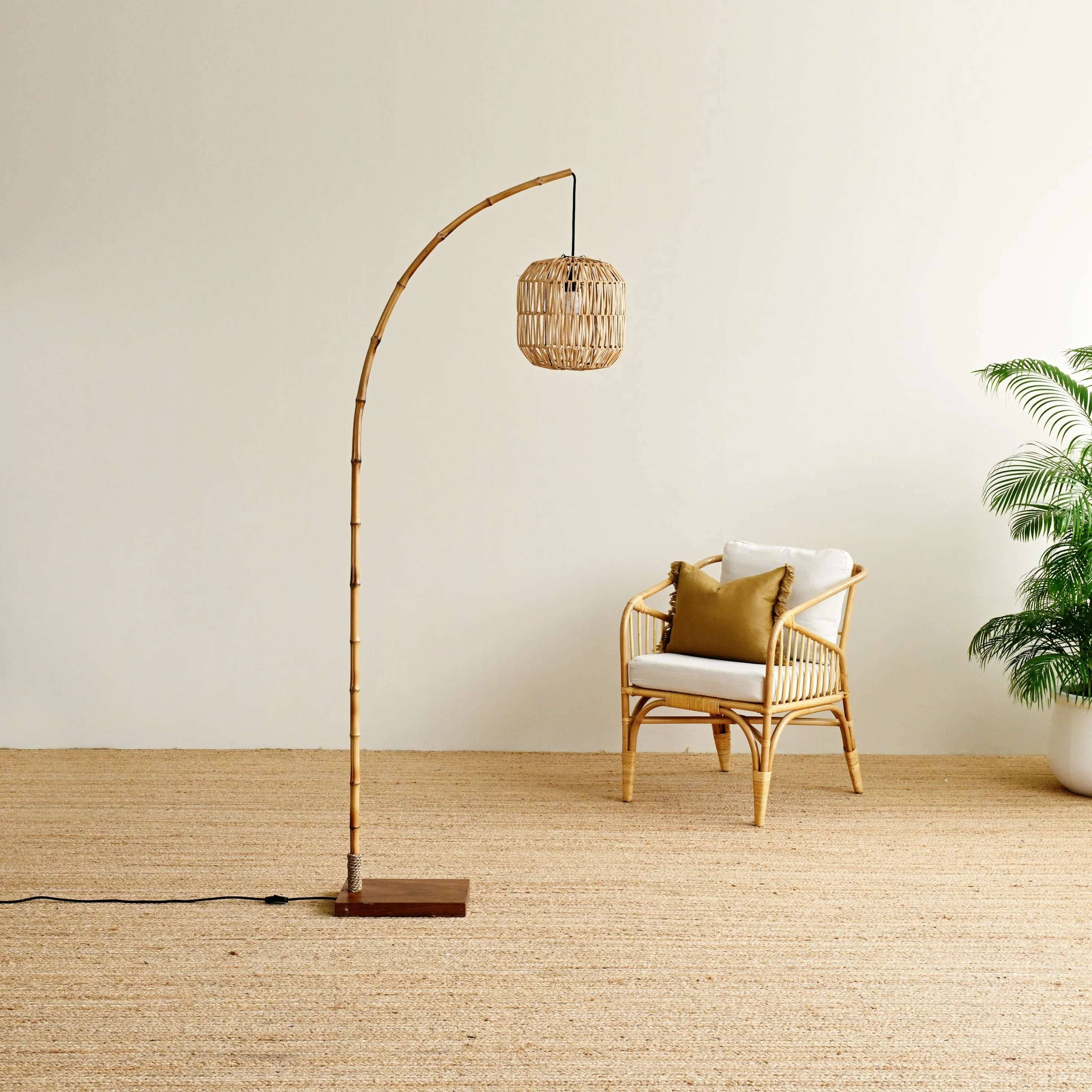 Rattan Shade For Bungalow Standing Lamp - Image 3
