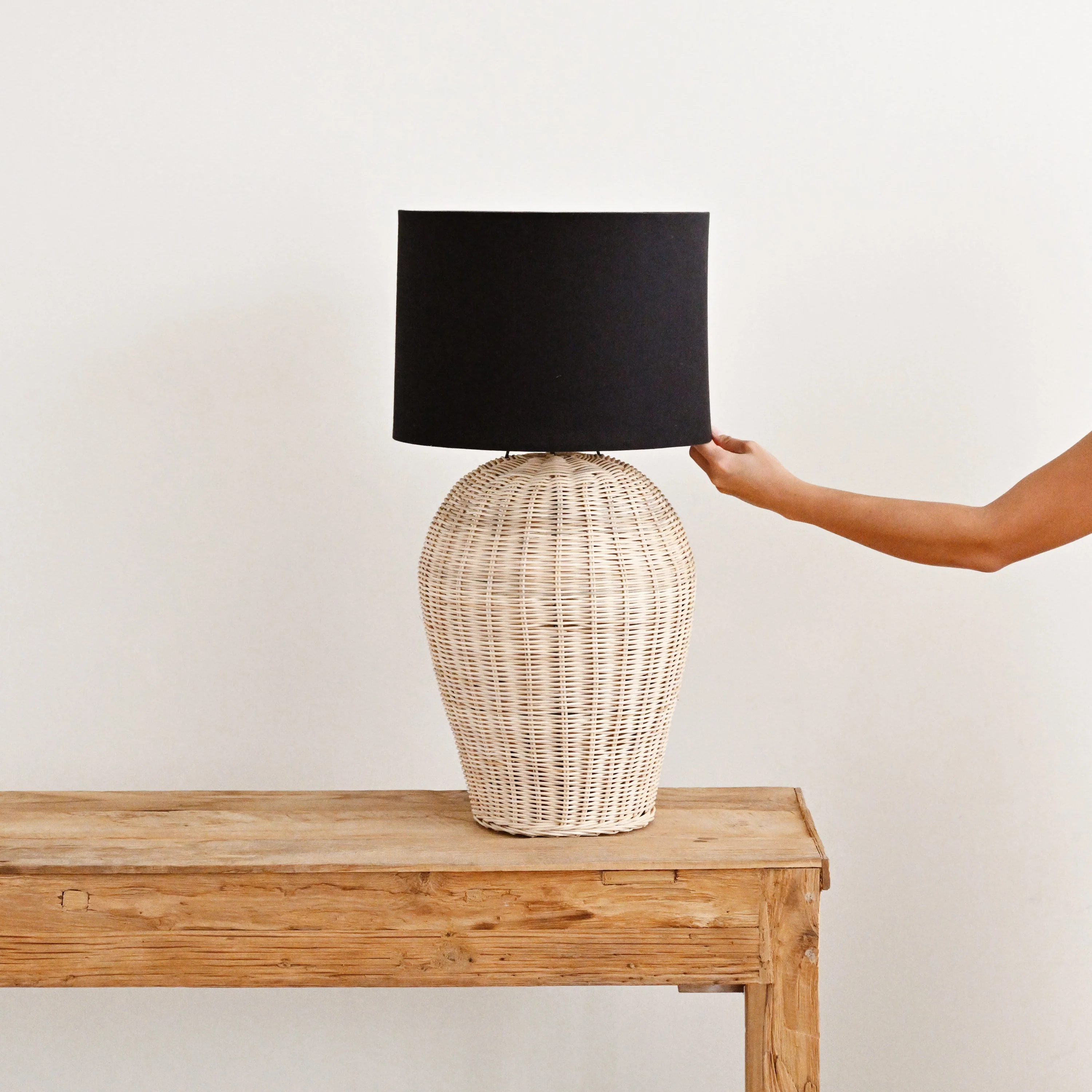 Rattan Table Lamp - Image 4
