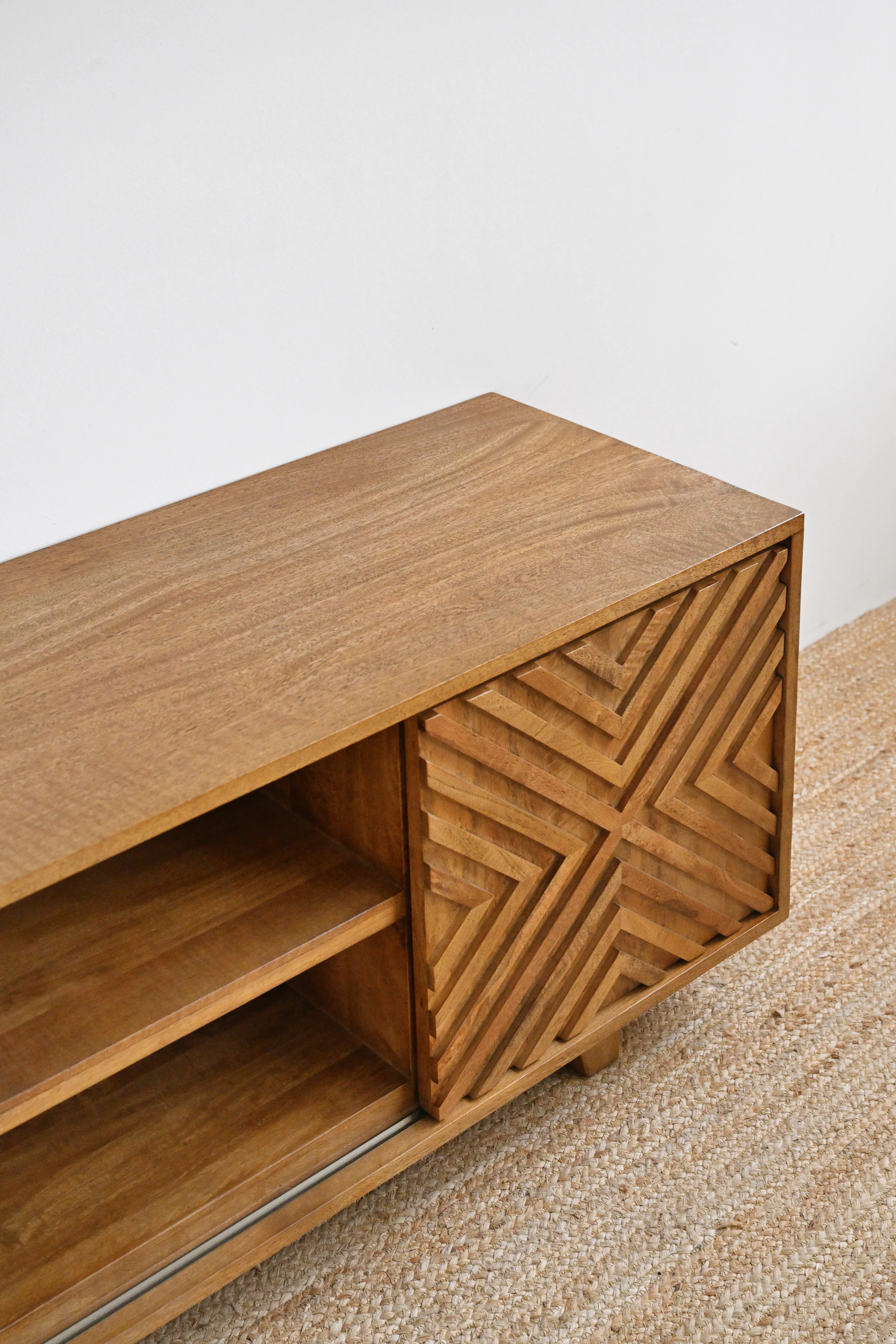 Siku TV Cabinet 140cm - Tallow - Image 3
