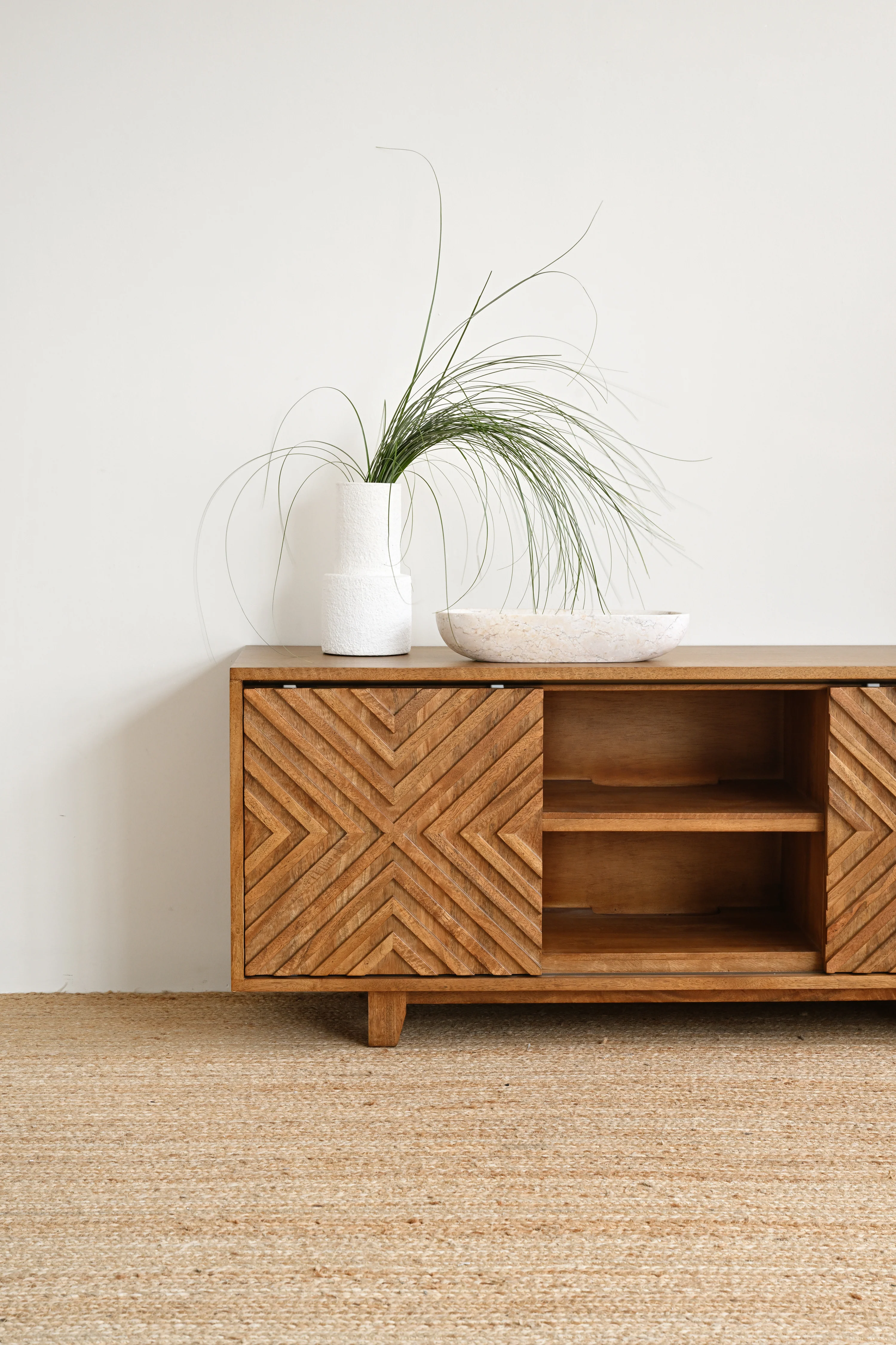 Siku TV Cabinet 140cm - Tallow - Image 6