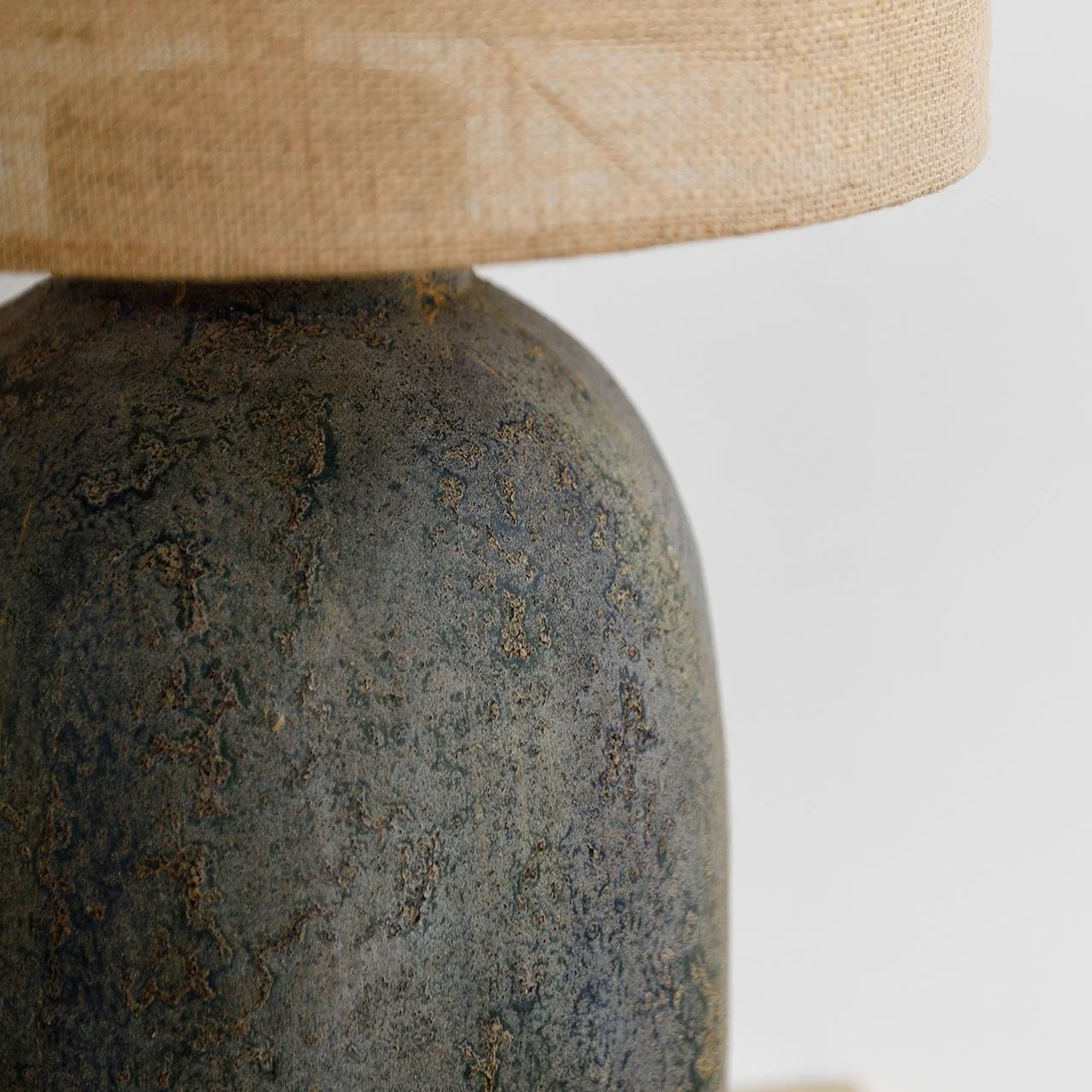 Small Lombok Pottery Lamp - Image 3