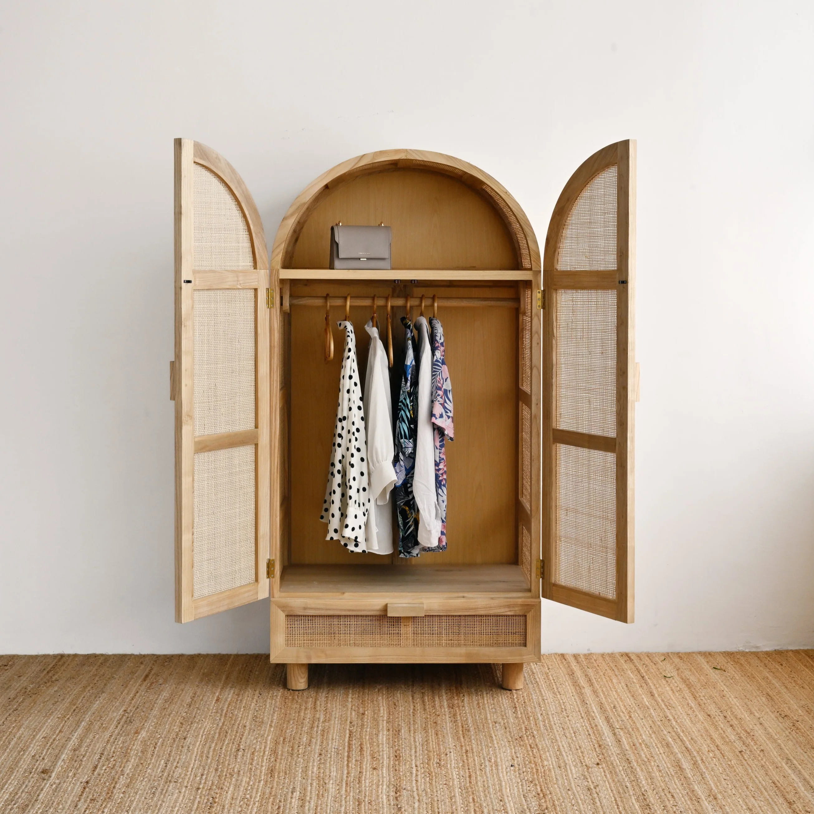 Sunshine Arched Wardrobe - Image 5